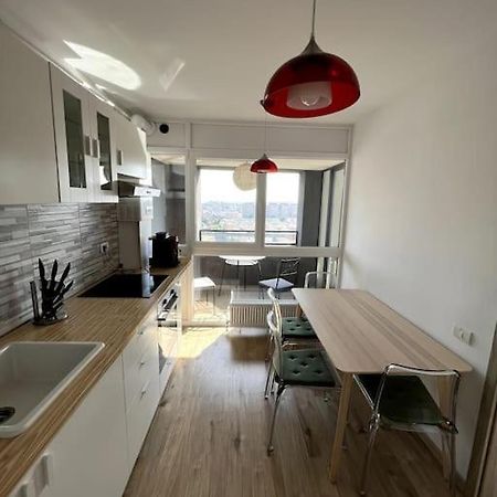 Apartment Teodor Braşov Exteriör bild