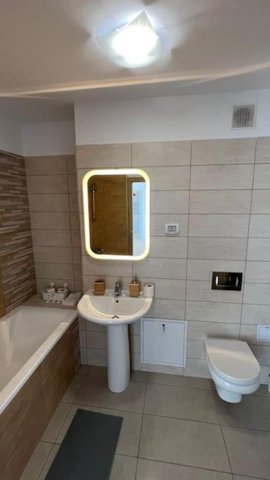 Apartment Teodor Braşov Exteriör bild
